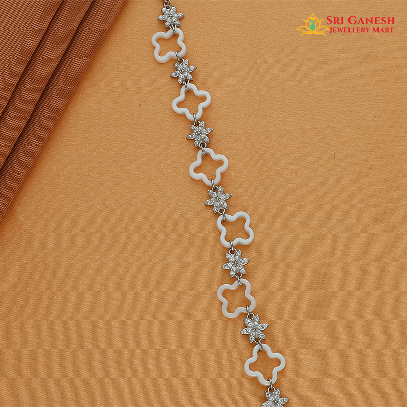 Lulla Chain Bracelet