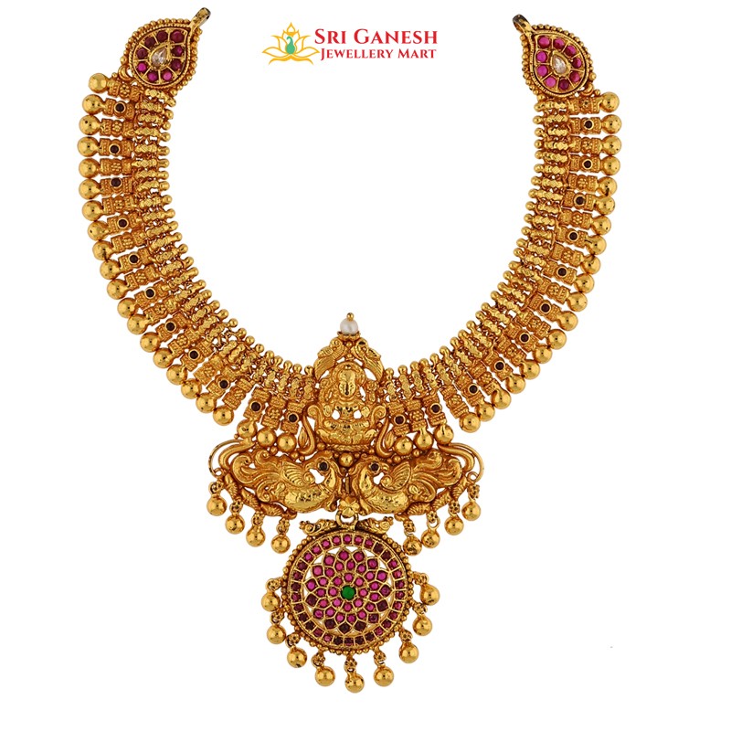 Aastha Short Necklace