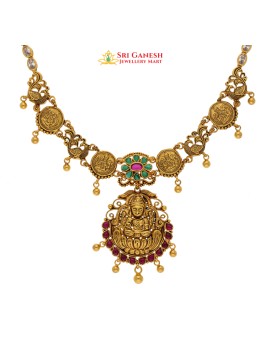 Gowri Short Necklace