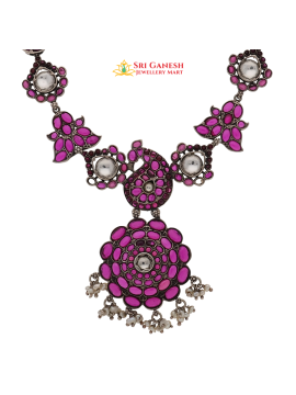 Thamara Short Necklace