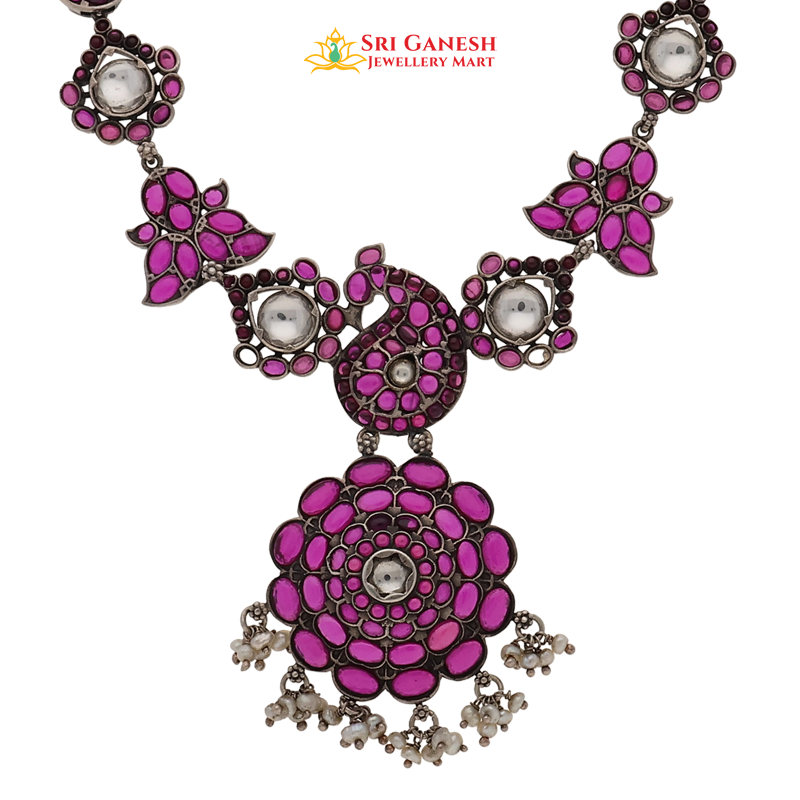 Thamara Short Necklace