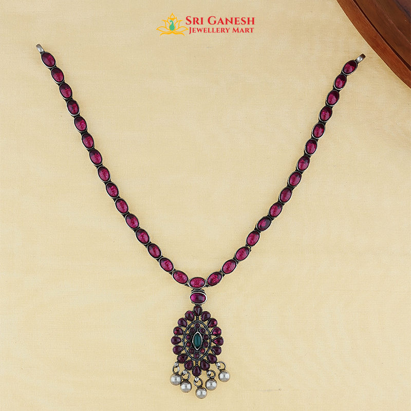 Smita Short Necklace