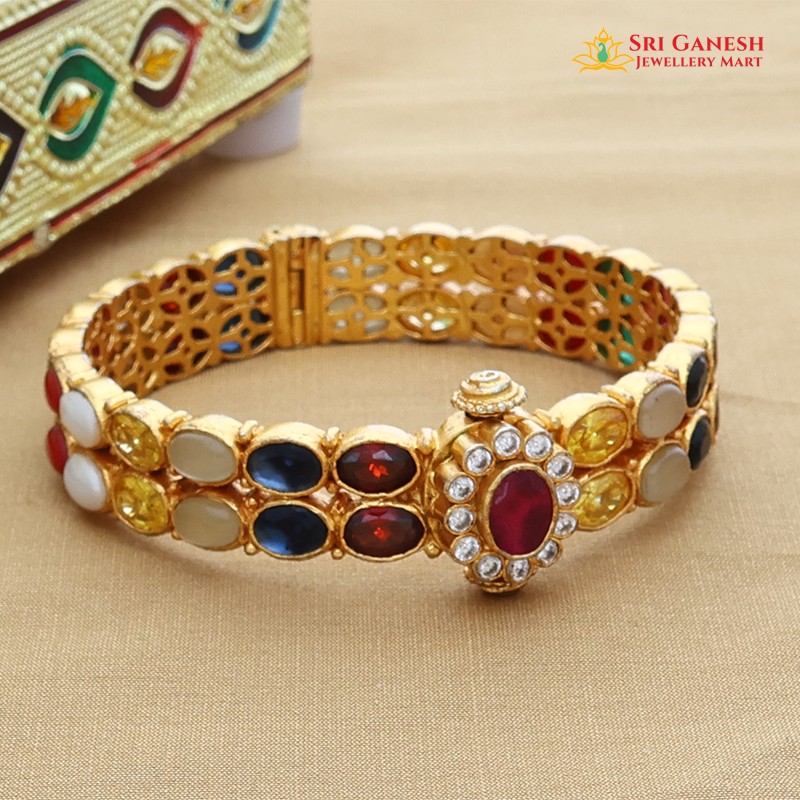 Adhrit Single Bangle