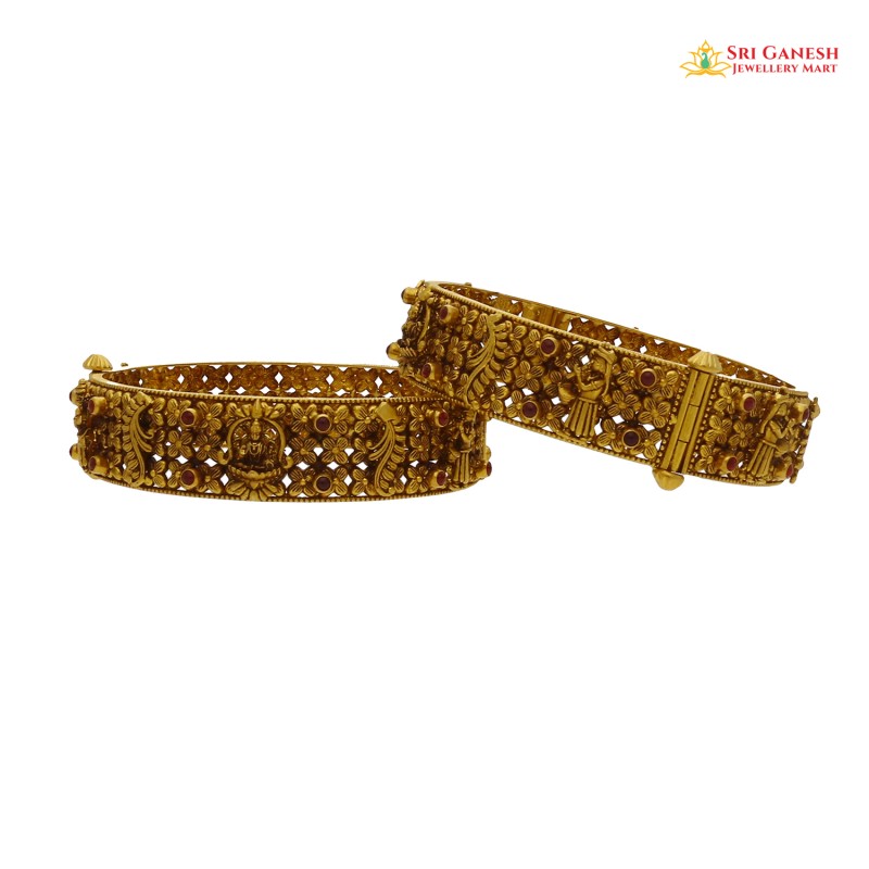 Vivaaha Gold Antique Bangle