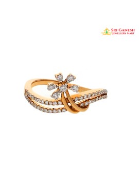 Camelia Diamond Ring