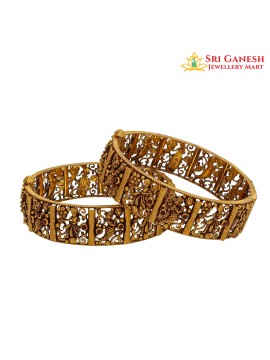 Sayali Nakshi Bangles