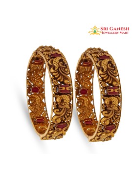 Kanishka Antique Bangles