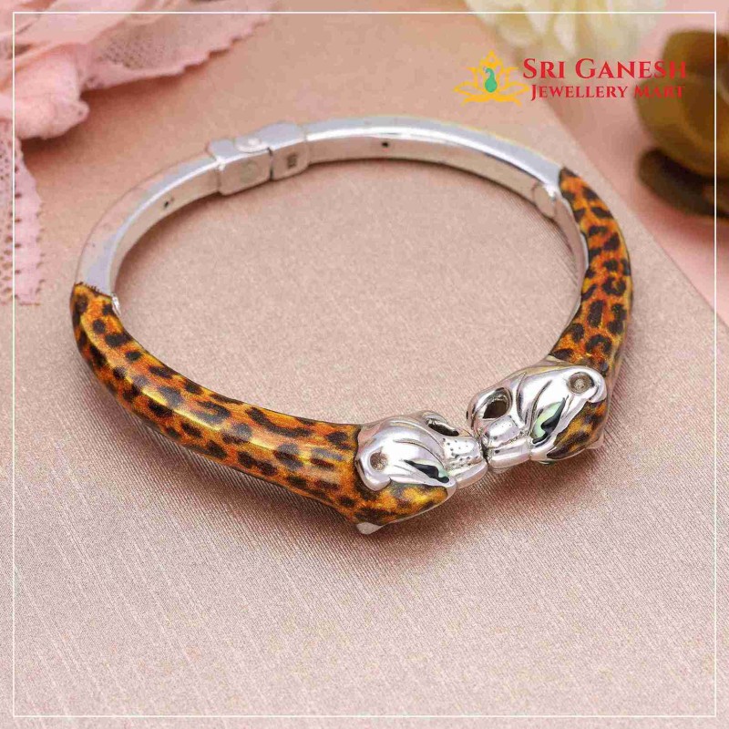 Tiger Bracelet