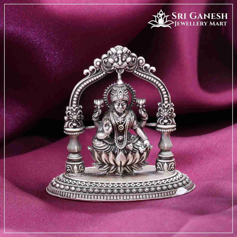 Devashri Silver Idol