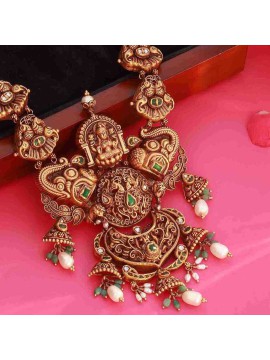 Avanthika Antique Necklace