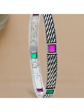 Pranav Single Bangle