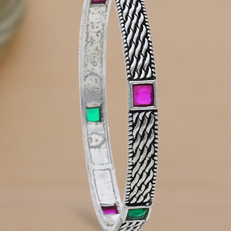 Pranav Single Bangle