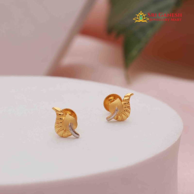 Mini Leaf Baby Earrings