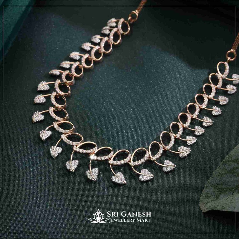 Leaf Diamond Necklace